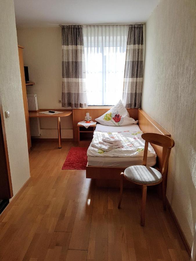 Hotel Pension Haus Pooth Везель Экстерьер фото